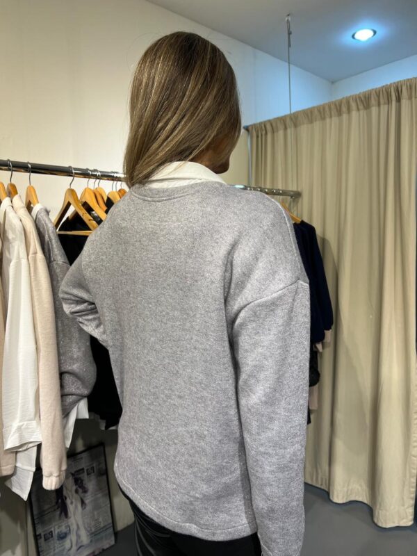 Sweater Pilar (cuello básico) - Image 2