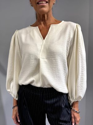 WhatsApp Image 2026-03-20 at 11.30.37